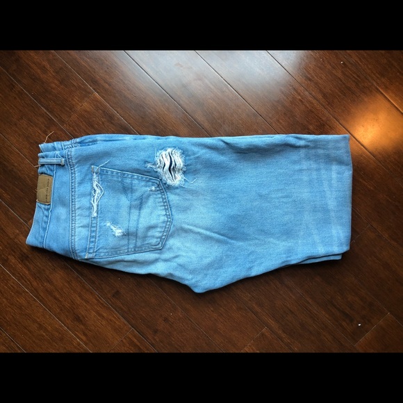 AE mom jean style! - Picture 3 of 5